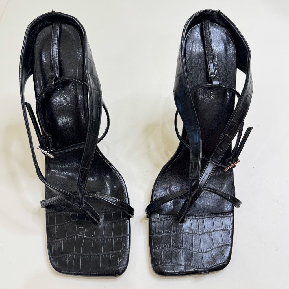 Elegant Black Strappy Women's Sandals